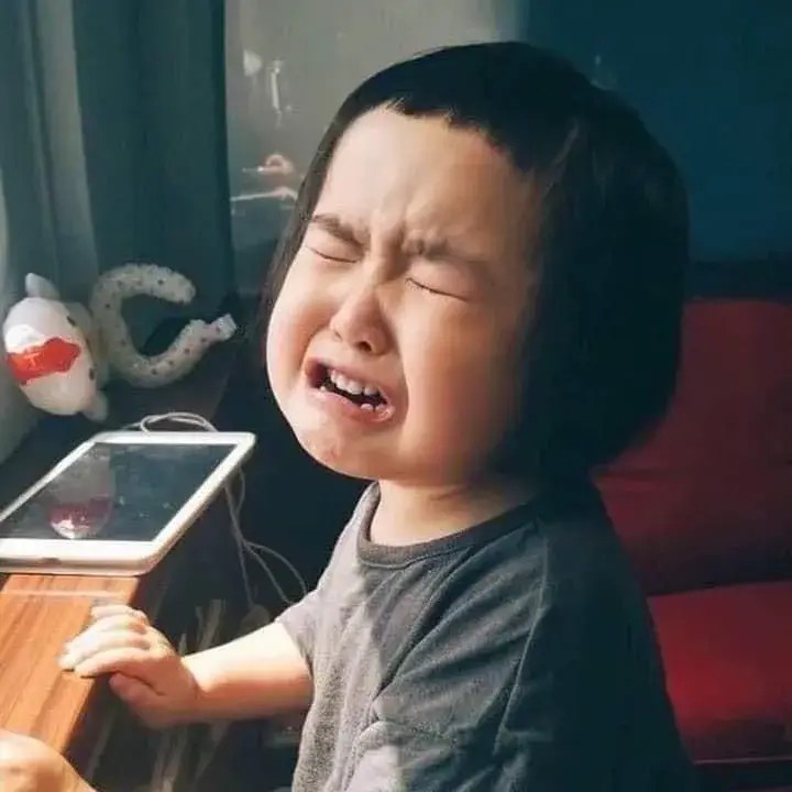 Hình chế thể hiện kiểu “thôi cho em khóc tí”