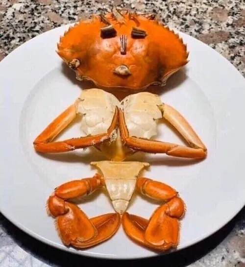 Hình troll Mô Phật, nhẹ nhàng mà thâm sâu.