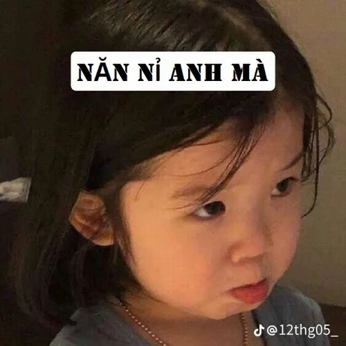 Meme bé gái năn nỉ và sức mạnh của ánh mắt long lanh cầu khẩn