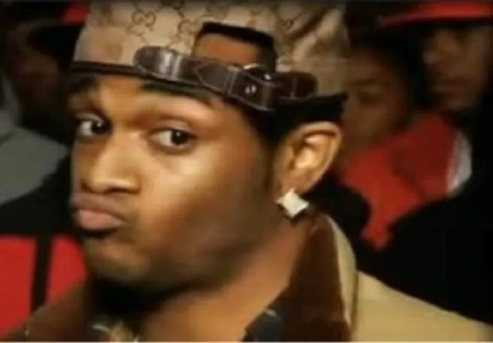 Anh da đen chu mỏ nghi ngờ meme