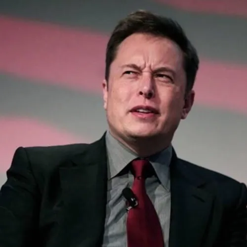 Hình vui ánh mắt bán tín bán nghi khiến dân mạng cười ngất