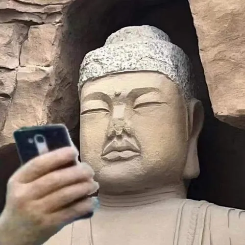 Ảnh troll Bồ Tát nghiêm mà cười tinh nghịch Ảnh troll Bồ Tát nghiêm mà cười tinh nghịch