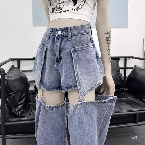 Khi “cái quần què” thành câu chửi thân thiết nhất mạng xã hội