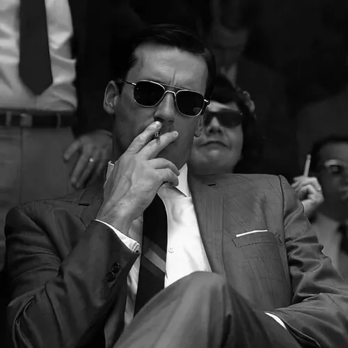 Hình troll quý ngài khiến dân mạng “xỉu” vì khí chất