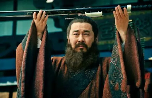 Meme Tào Tháo “đa nghi” nhìn bạn bè khả nghi