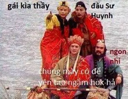 Khoảnh khắc Tây Du Ký sư trò đứng giữa sa mạc