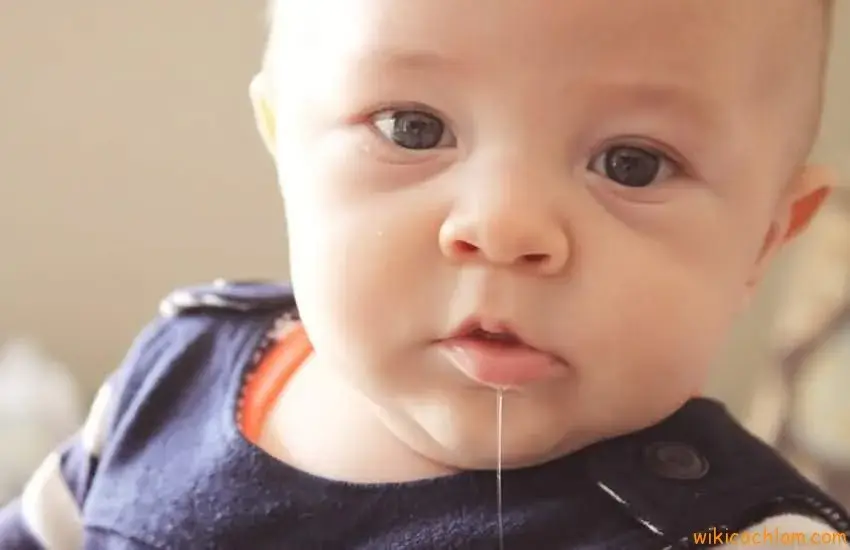 Ảnh hài em bé thèm chảy nước miếng