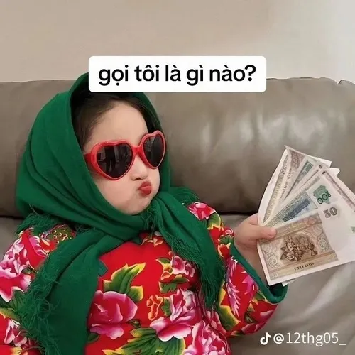 Meme hài kiểu “muốn gì cũng giải quyết bằng tiền”