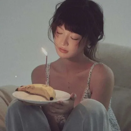 Khoảnh khắc tủi thân khi bị bạn bè quên