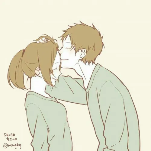 Ảnh vui nựng tóc ghi lại khoảnh khắc tình cảm của đôi bạn trẻ.