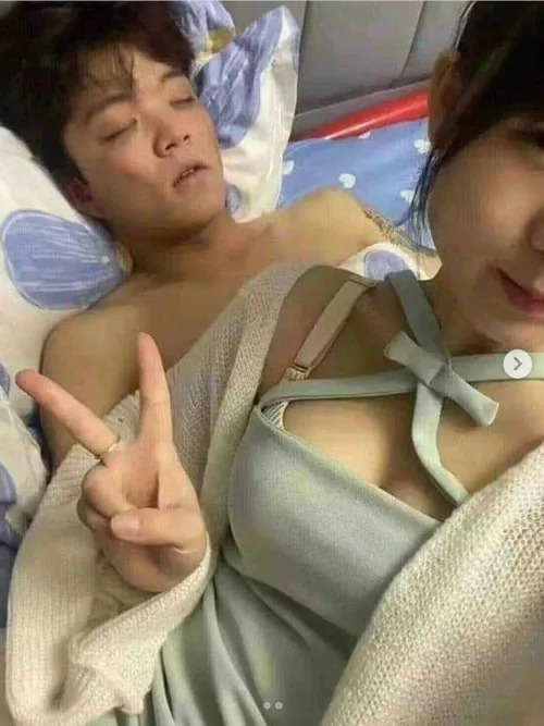 7 Meme troll cặp đôi lầy lội vừa yêu vừa trêu