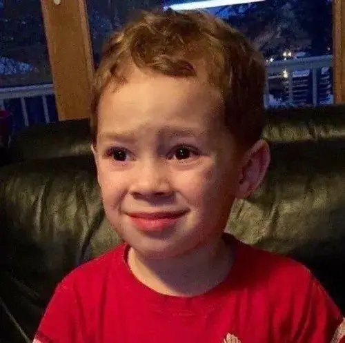 Ảnh troll gương mặt bực bội khiến dân mạng xôn xao