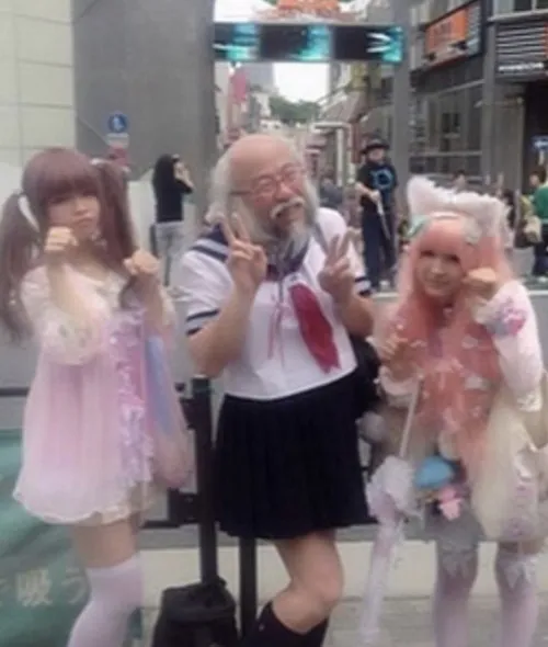 Meme nhóm bạn tạo tình huống đối lập mà thân quen