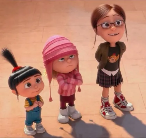 Meme tình huống tay ba phản ứng đối lập cực ngộ nghĩnh