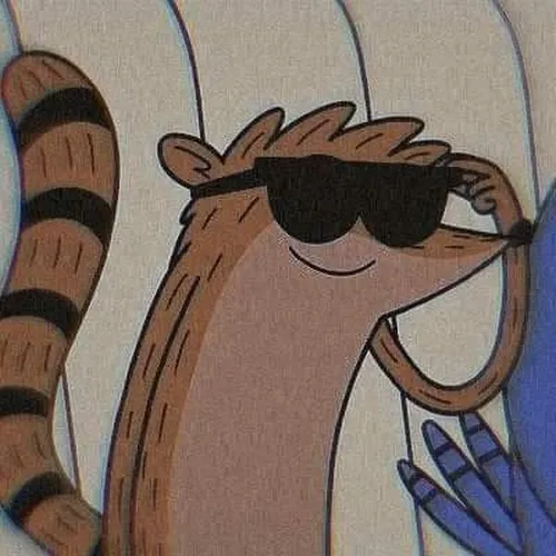 Ảnh avatar Facebook nhân vật hoạt hình trong cảnh phố rực