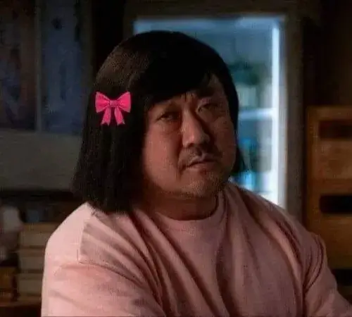 Gợi ý ảnh đại diện vô tri nữ mang tông lạnh dành cho phong cách tối giản