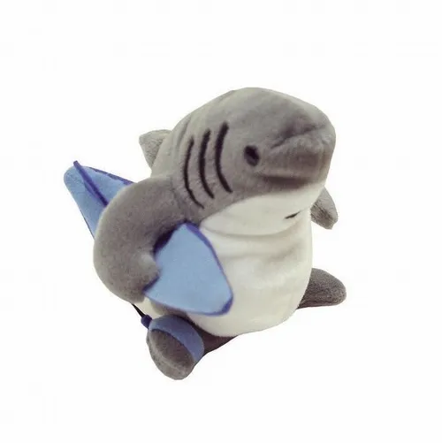 Ảnh hài cá mập Baby Shark rẽ sóng nhưng gương mặt như vừa chán đời