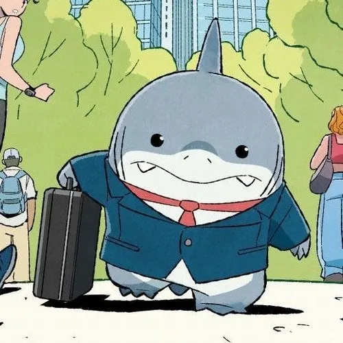 Ảnh chế cá mập trợn mắt khi xoáy nước cuộn lên