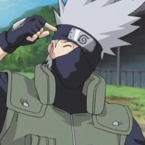 Meme Kakashi đứng giữa rừng Konoha ánh mắt xa xăm.