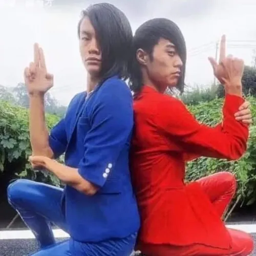 46 Meme 2 Người tạo dáng hài hước phù hợp chụp ảnh cùng bạn thân, người yêu