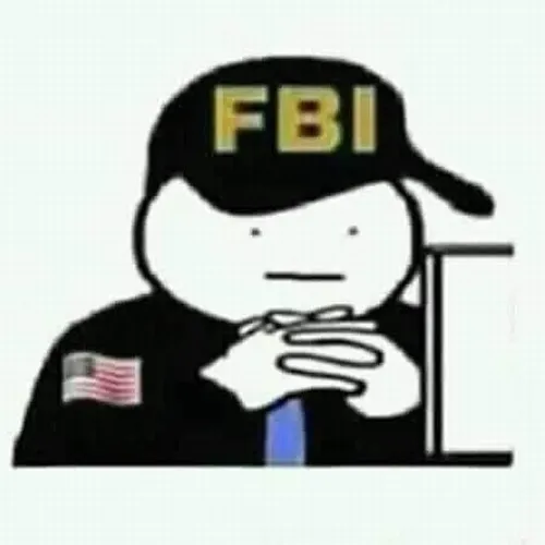 Ảnh hài kê cằm phác họa nét ngẫm quyền lực xen chút chênh vênh.