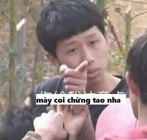 Màn chọc ghẹo bằng cú chốt ngắn tạo cảm xúc bật cười nhất quán.