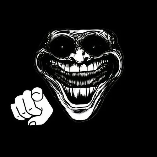 Biểu cảm tinh quái tối khiến người xem lạnh gáy