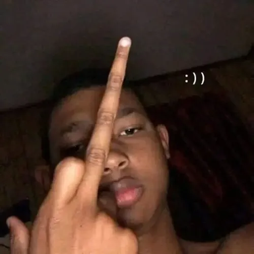 Ảnh chế mảng sáng nổi bật tạo vibe fuck hơi gắt