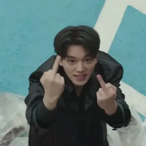 Meme hài vùng mờ sâu bao quanh một cú fuck bất ngờ