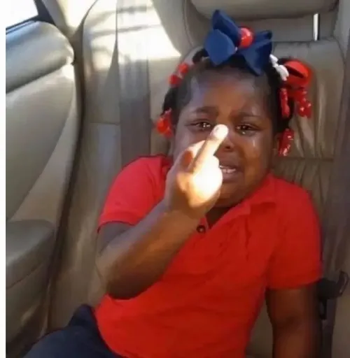 Meme tông tối ôm lấy điểm sáng fuck nhẹ một nhịp