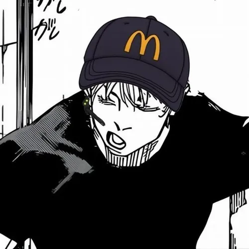 Ảnh hài nhân vật hoảng hốt nép vào góc lớp.