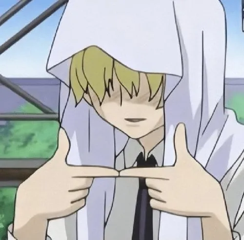 Ảnh troll nét mặt nhếch môi với ánh mắt.