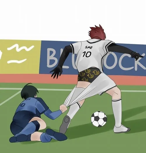 Ảnh meme vui Piccolo đáng yêu khi ôm bé Pan.