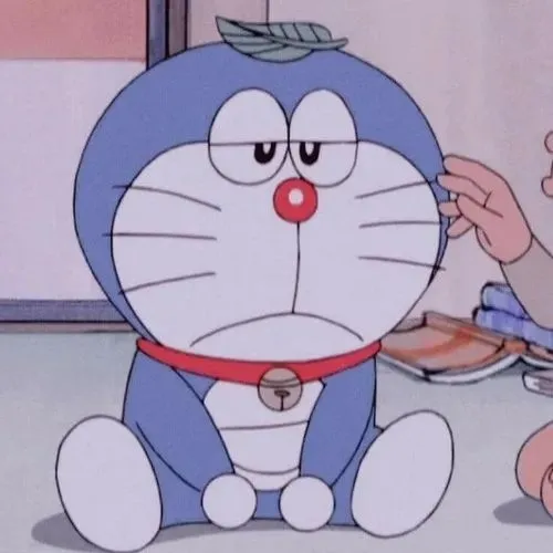 Ảnh chế mắc kẹt mô tả khoảnh khắc gục đầu xuống bàn mệt