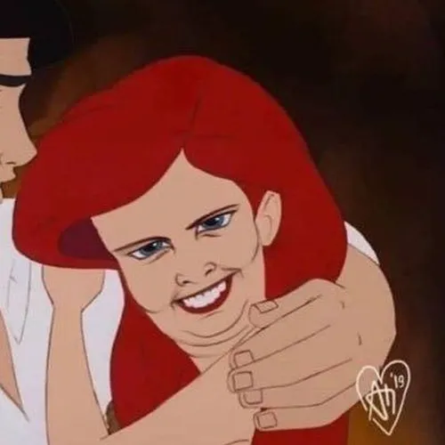 Khoảnh khắc Belle xấu hổ khi bị gọi phát biểu