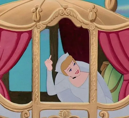 Meme công chúa hợp lúc bạn muốn nhắc chuyện tinh tế nhưng vui