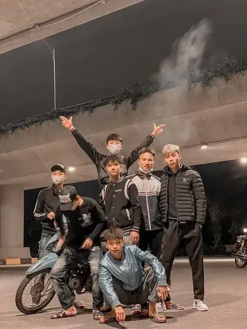 Meme giang hồ dành cho khoảnh khắc muốn cứng mà không được