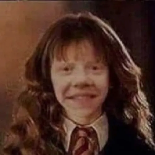 Hình meme hài Harry Potter đang né lời nguyền phản tác