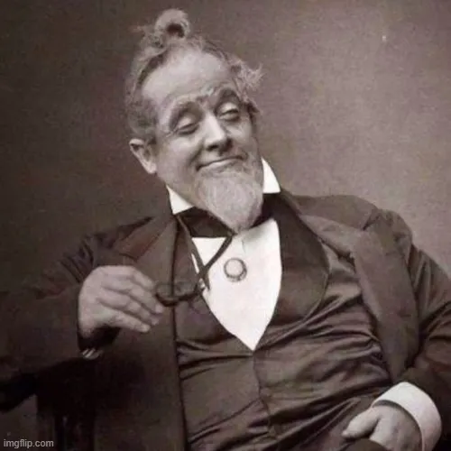 Hình meme hài thể hiện nụ cười cong rất đặc trưng