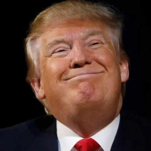 Meme Trump tự hào với gương mặt rạng rỡ bật mood vui