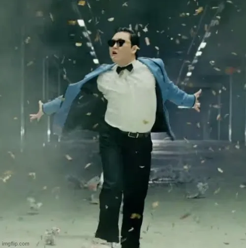 Ảnh troll rạng rỡ gắn nụ cười cong cực dễ thương