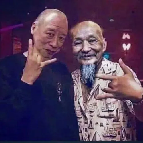 Meme chế Tokuda và thầy ông nội