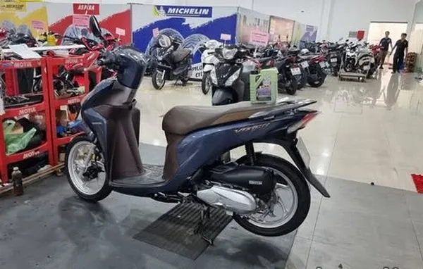 Xe Vision lỗi đề buổi sáng và lý do chính đáng để làm ở nhà