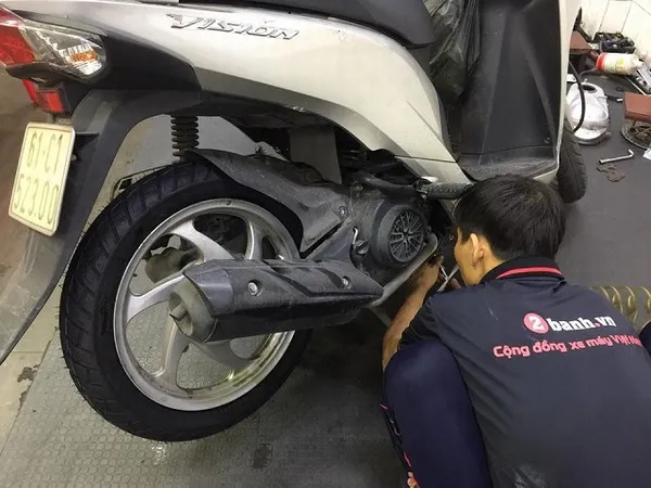 Tuyển tập Vision trầy dàn áo để báo hoãn họp team gấp