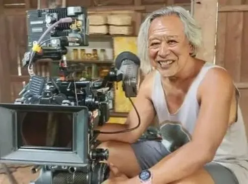 Meme người ông Tokuda biểu cảm điềm tĩnh gây cười