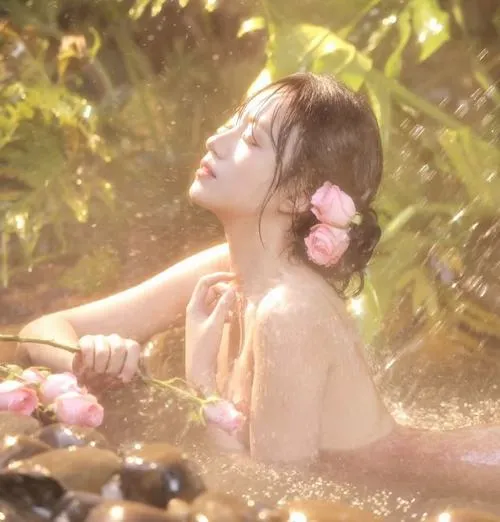 Vẻ đẹp sexy trong ảnh gợi cảm nghệ thuật không dành cho số đông