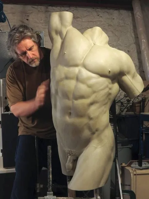 Cảm xúc tĩnh lặng trong ảnh khỏa thân nghệ thuật mang hơi thở mỹ thuật