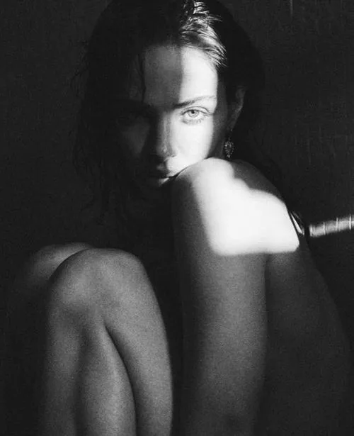 Ảnh khỏa thân nghệ thuật và giá trị thẩm mỹ vượt thời gian