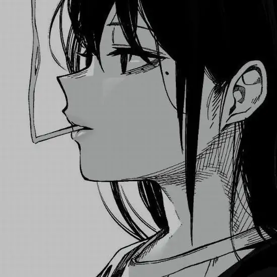 41 Ảnh suy tư chàng trai hoodie đứng hút thuốc ngoài phố đêm sáng đèn, khói bay nhẹ giữa dòng người xa, lặng lẽ.