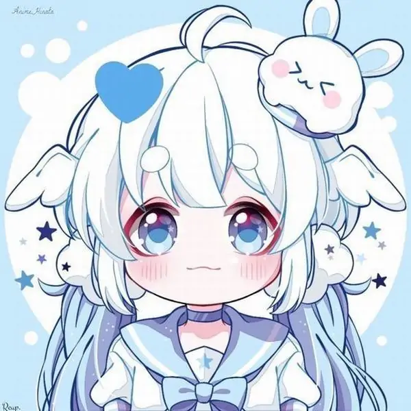 25 Cô gái chibi mặc váy học sinh xanh nhạt, tóc ngắn ôm sát má, mắt to và nền trắng giúp tổng thể sạch sẽ dễ nhìn